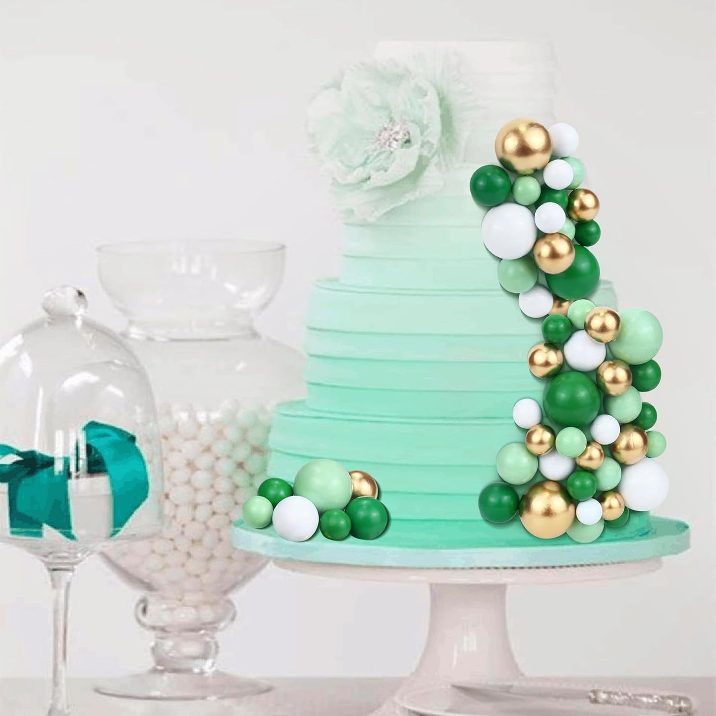 20Pcs Green Faux Ball Cake Decoration
