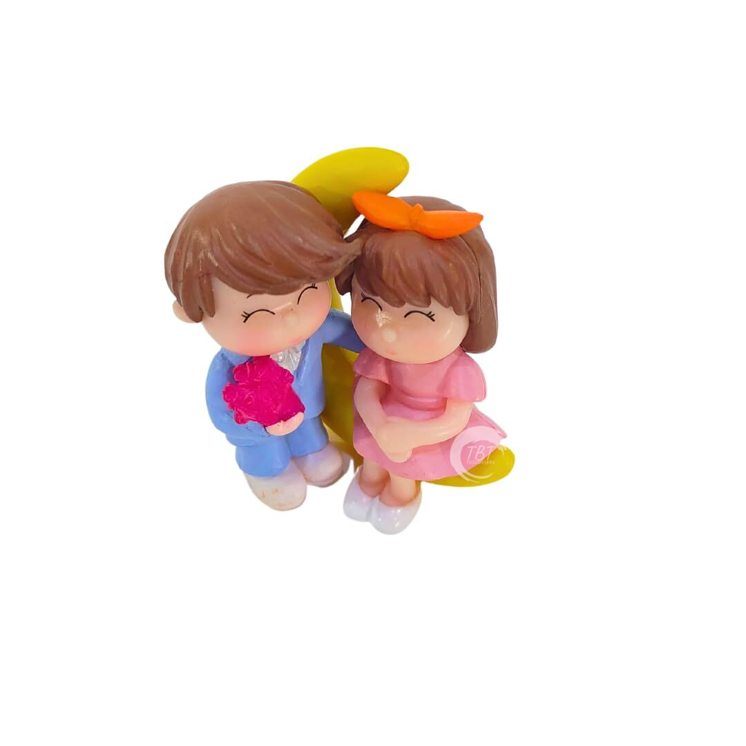 Couple with Moon Cake Miniature Toy
