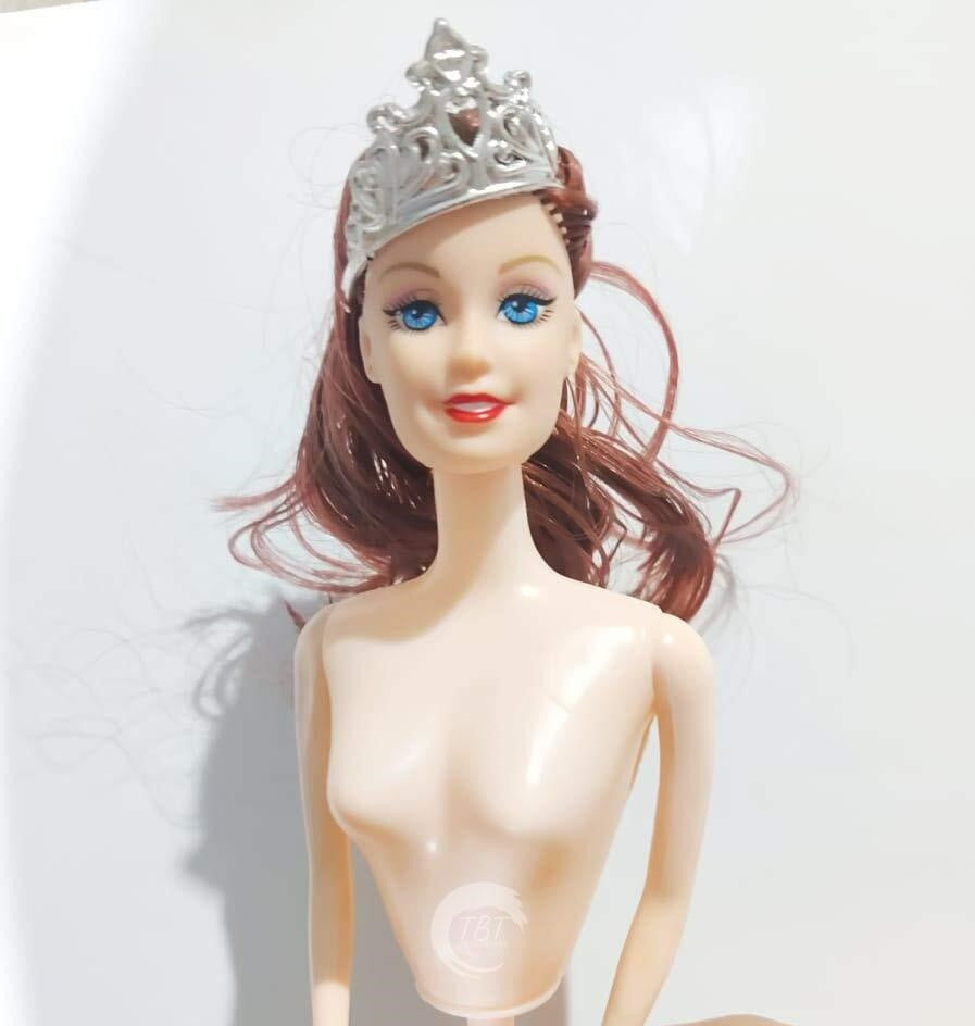 Half Premium Cake Doll With Crown Cakes Decorations