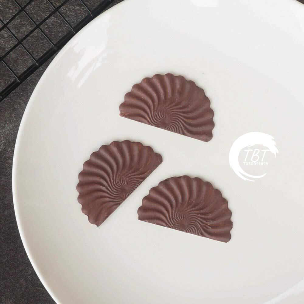 Ruffle Fan Silicone Chocolate Garnishing Sheet Mold