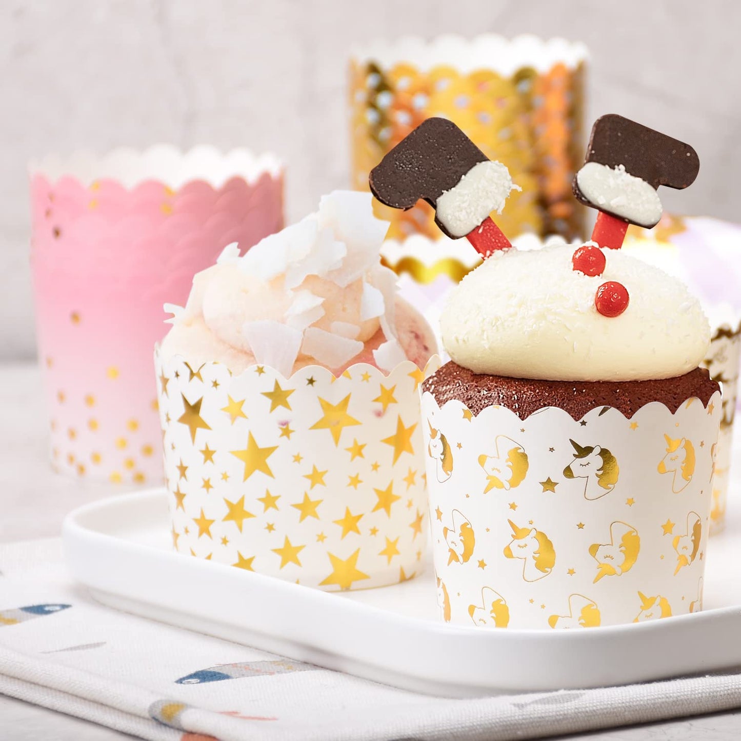 Golden Foil Print Bake And Serve Cupcake Muffin Liners Mold (Pack Of 50 Pcs)