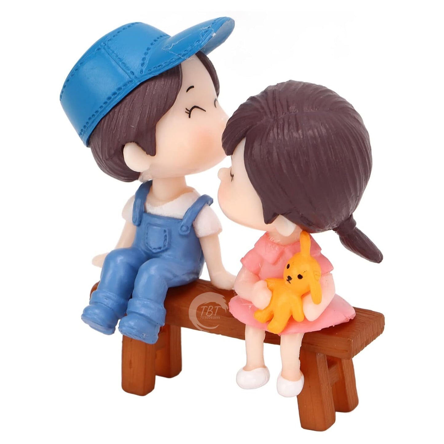 Kissing Couple Miniature Figurine Toy