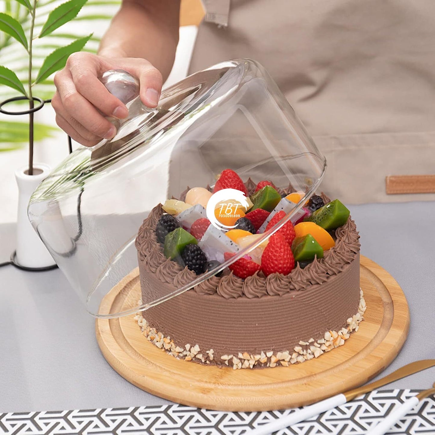 Wooden Cake Stand With Glass 10"